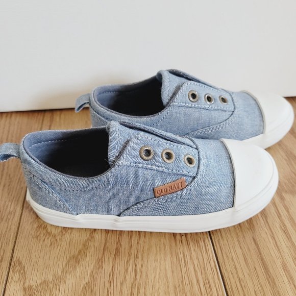 Old Navy Slip On Denim Sneakers Unisex Toddler Size 8 - Picture 2 of 7